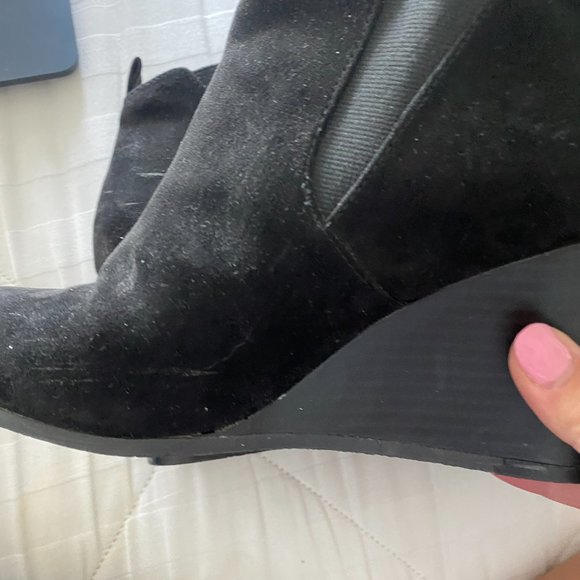 Wedge Boots - Picture 4 of 4